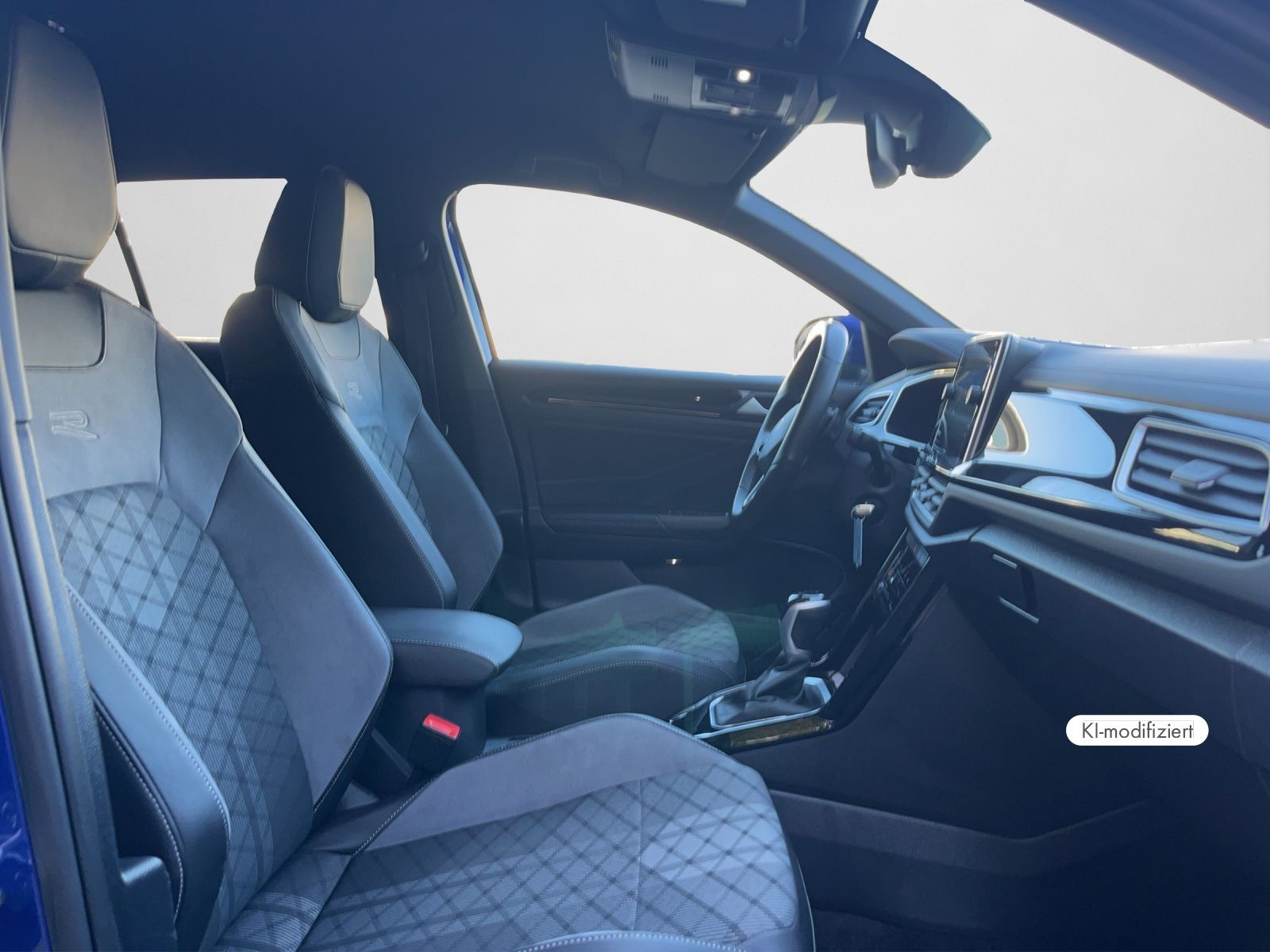 Volkswagen T-Roc R-Line 1.5 TSI R-Line NAVI SHZ LED ACC LED foto 4