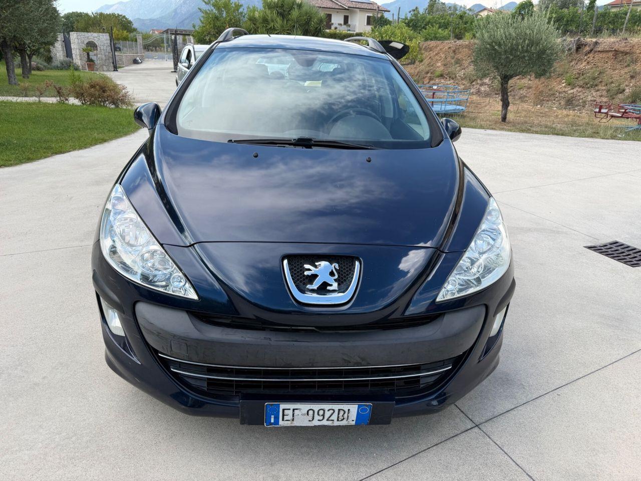 Peugeot 308 2010 — engine 1.560 cm³, 92 HP (68kW)