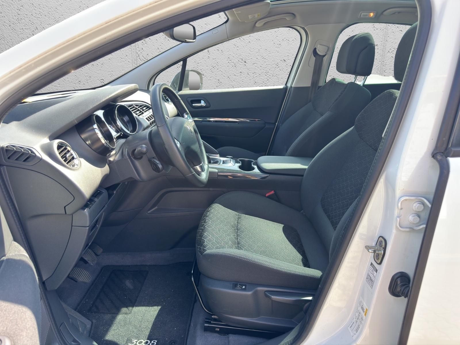 Peugeot 3008 Style*Pano*PDC*Head-Up*Tempomat*