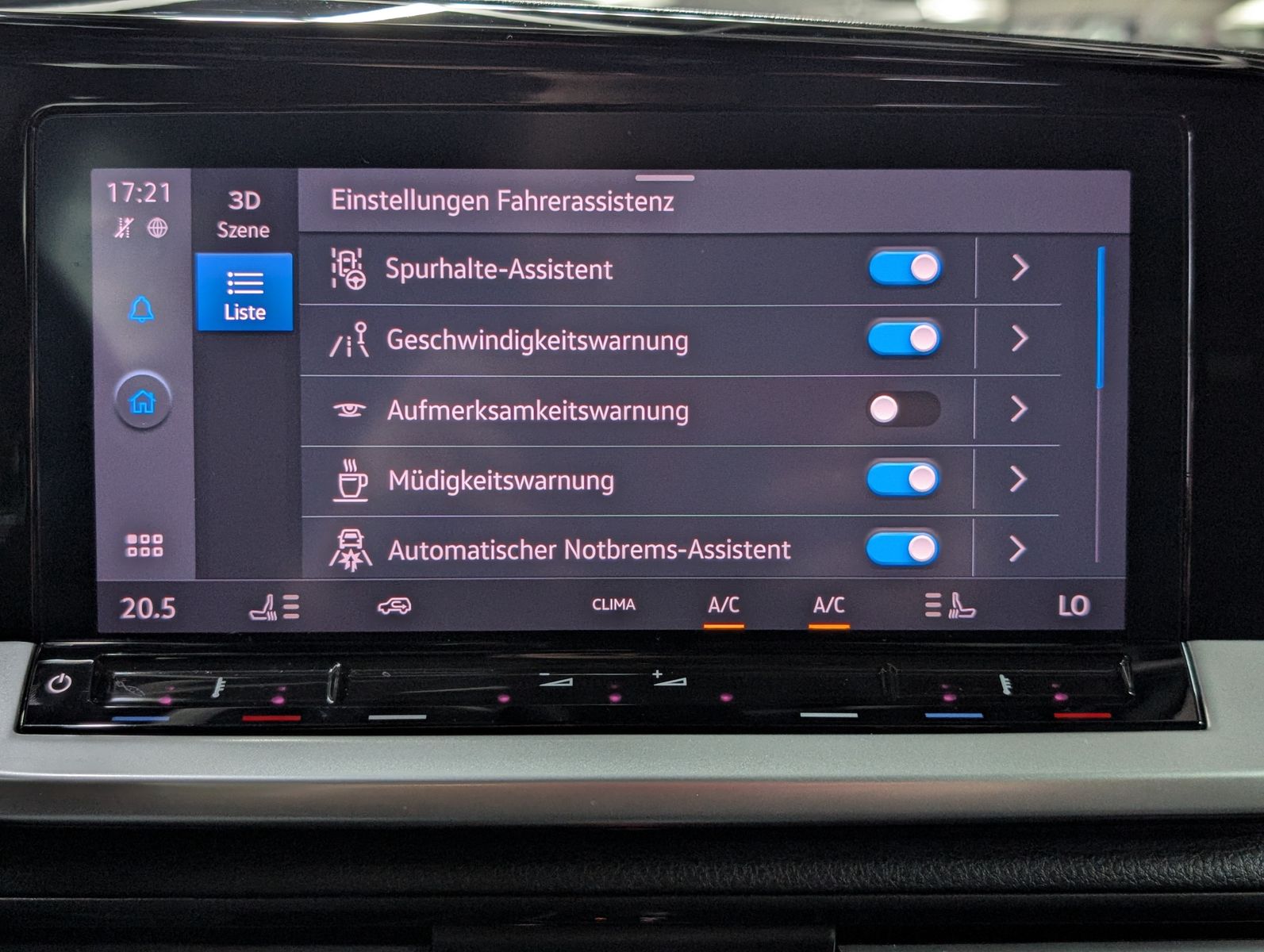 Fahrzeugabbildung Ford Tourneo Connect L2 Titanium 7-Sit Bi-LED Cam AHK