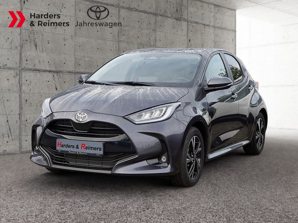Toyota Yaris Hybrid 1.5 VVT-iE Teamplayer SHZ ACC LED