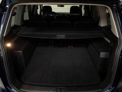 Fahrzeugabbildung Volkswagen Touran 1.5 TSI Comfortline --AHK/ RearView/ LED