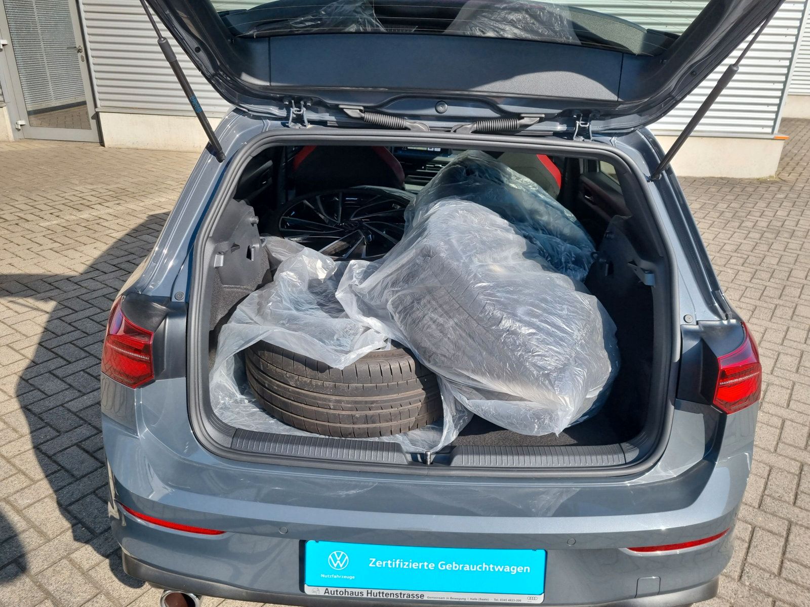 Volkswagen Golf VIII GTI DSG MATRIX HARMAN  DCC KAMERA foto 9