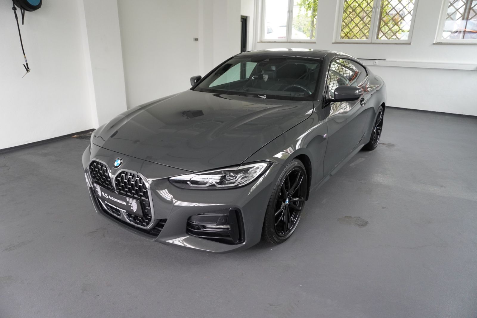 BMW 420 d xDrive M Sport Coupe foto 2