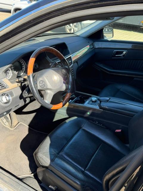 Mercedes-Benz E350 2011 — photo 9