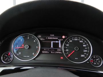 Volkswagen Touareg - 11