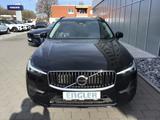 Volvo XC60 B4 (Benzin) Core Leder Navi Klima Cam - Volvo XC60 Core mit Benzin-Antrieb