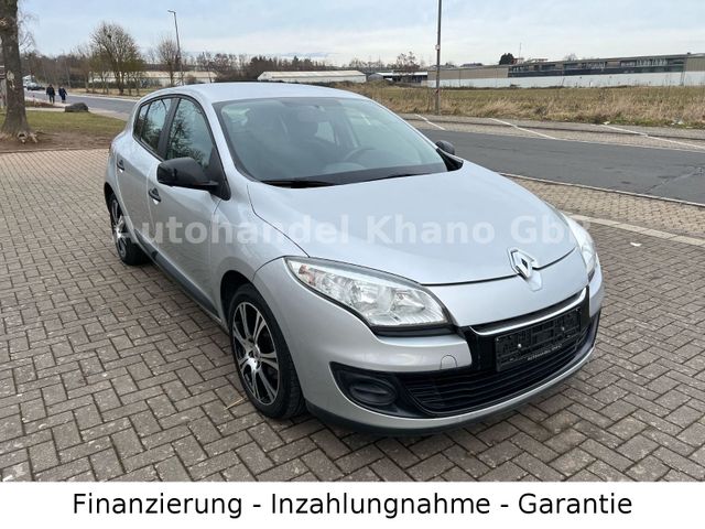 Renault Megane III Lim. 5-trg. Je t'aime