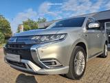 Mitsubishi Outlander Plug-in Hybrid PLUS FA-Paket*4WD,ACC* - Mitsubishi Plug-in Hybrid Outlander aus 2020