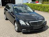 Mercedes-Benz E 250 T-Modell CDI BlueEfficiency - Mercedes-Benz E 250 in Aachen