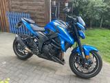 Suzuki gsxs 750 neue Reifen / viel Zubehör  - Suzuki Motorräder in Bremen