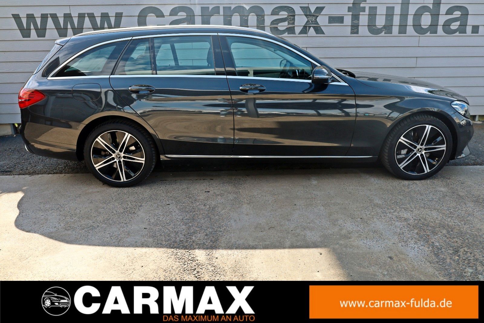 Fahrzeugabbildung Mercedes-Benz C 300e T Avantgarde Leder,Navi,LED,Kamera,SH,PDC