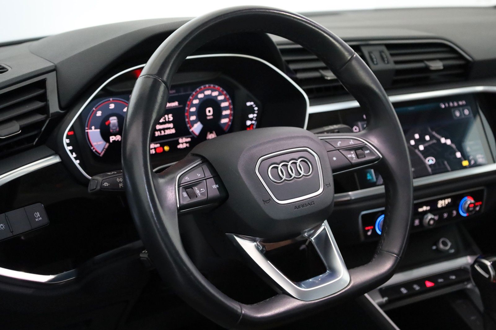 Fahrzeugabbildung Audi Q3 35 TDI advanced,Leder,Navi,LED,SH,Carplay