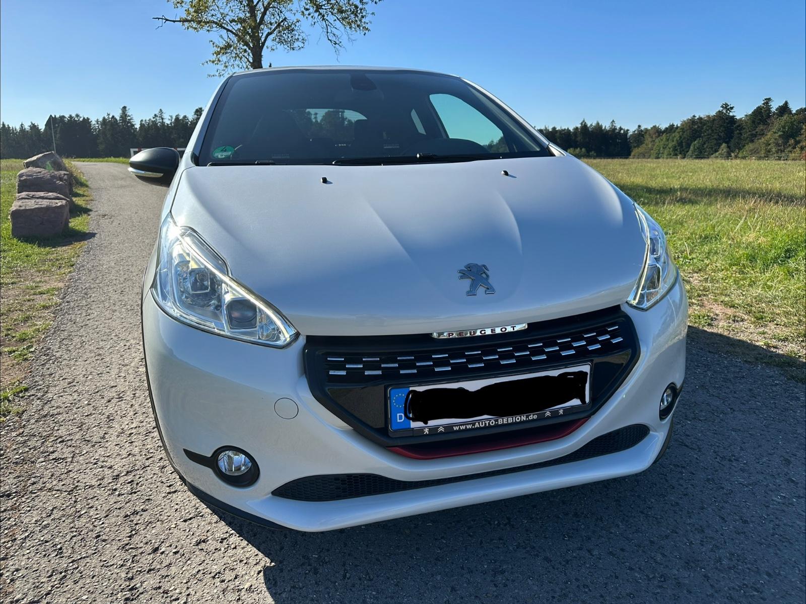 Peugeot 208 GTi 30th Anniversary | N° 310 |