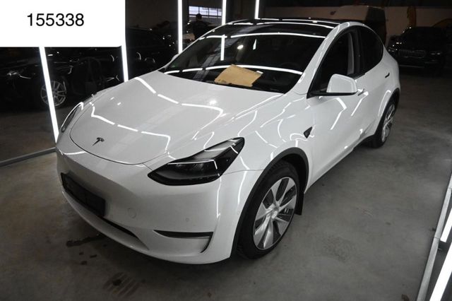 Tesla Model Y Long Range AWD 75 kWh Wärmep. Autopilot3