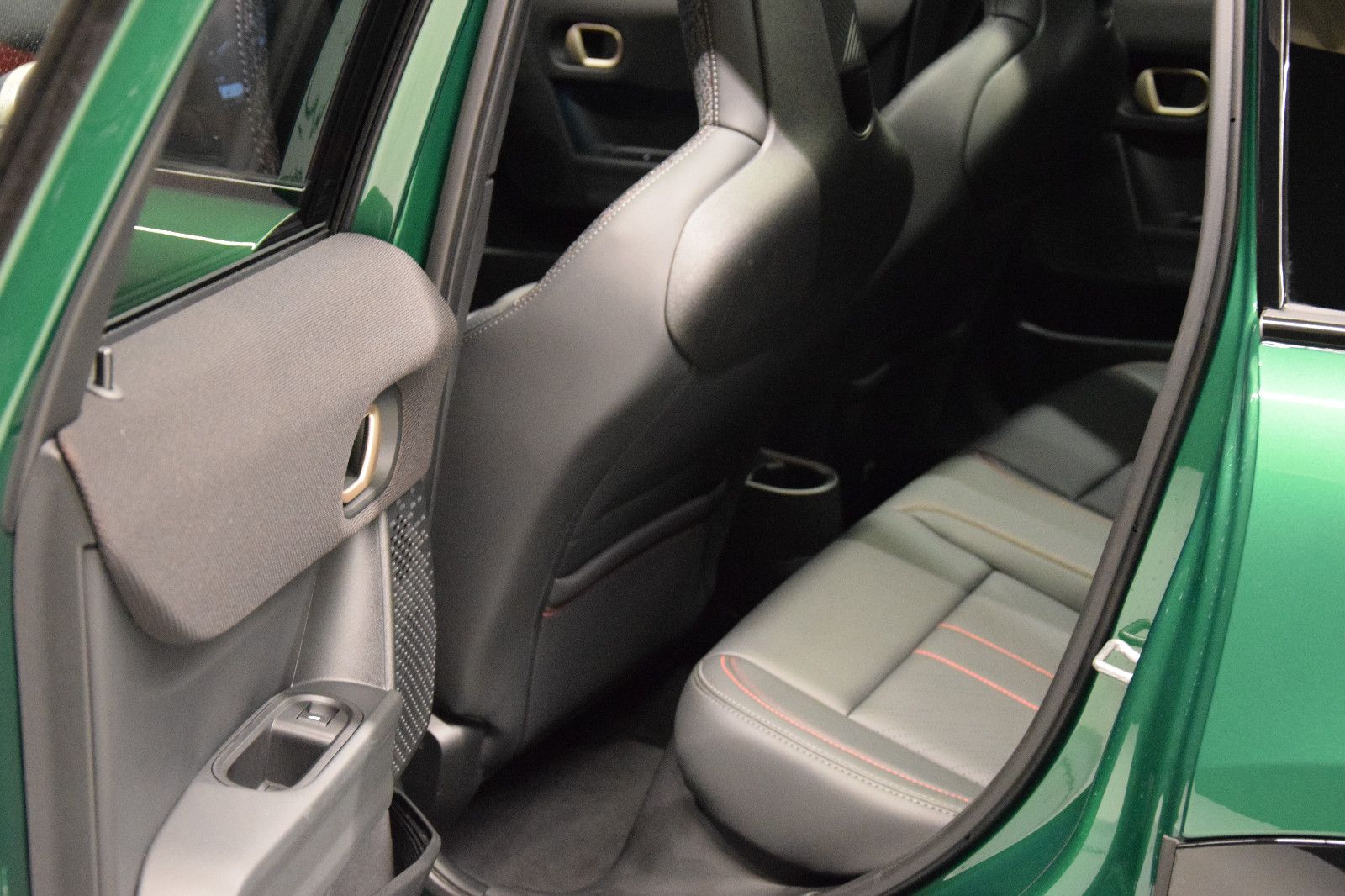 Fahrzeugabbildung MINI Cooper S John Cooper Works Trim 5-Türen Pano HuD