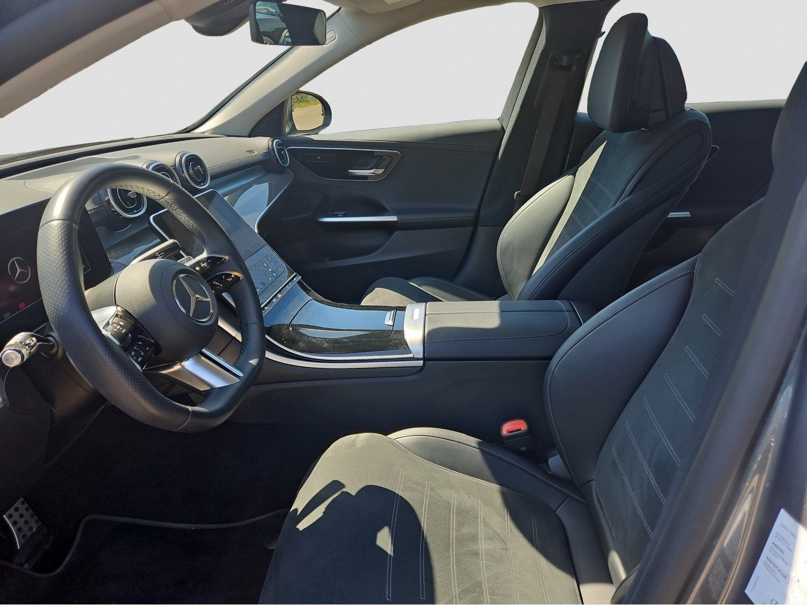 Fahrzeugabbildung Mercedes-Benz C 180 T AMG*LED*KAMERA*AMBIENTE*SMARTPHONE
