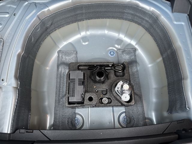 T-Cross GOAL 1.0 TSI LED APP-CON ACC SHZG PDC KL