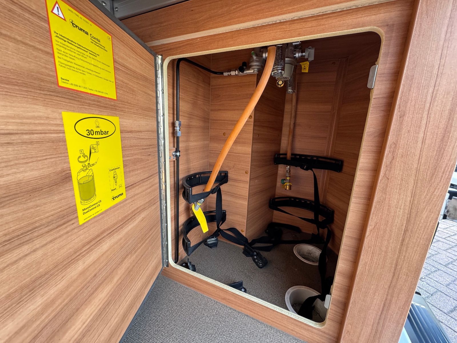 Fahrzeugabbildung Pössl SUMMIT 600 PLUS SOLAR TV AHK KAMERA NAVI SAT 1H