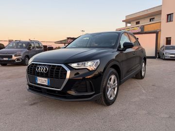 Audi Q3 - 1