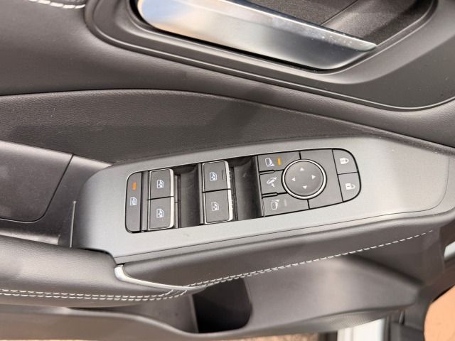 Fahrzeugabbildung Nissan Qashqai 1.3 DIG-T Xtronic N-Connecta*Winterpaket