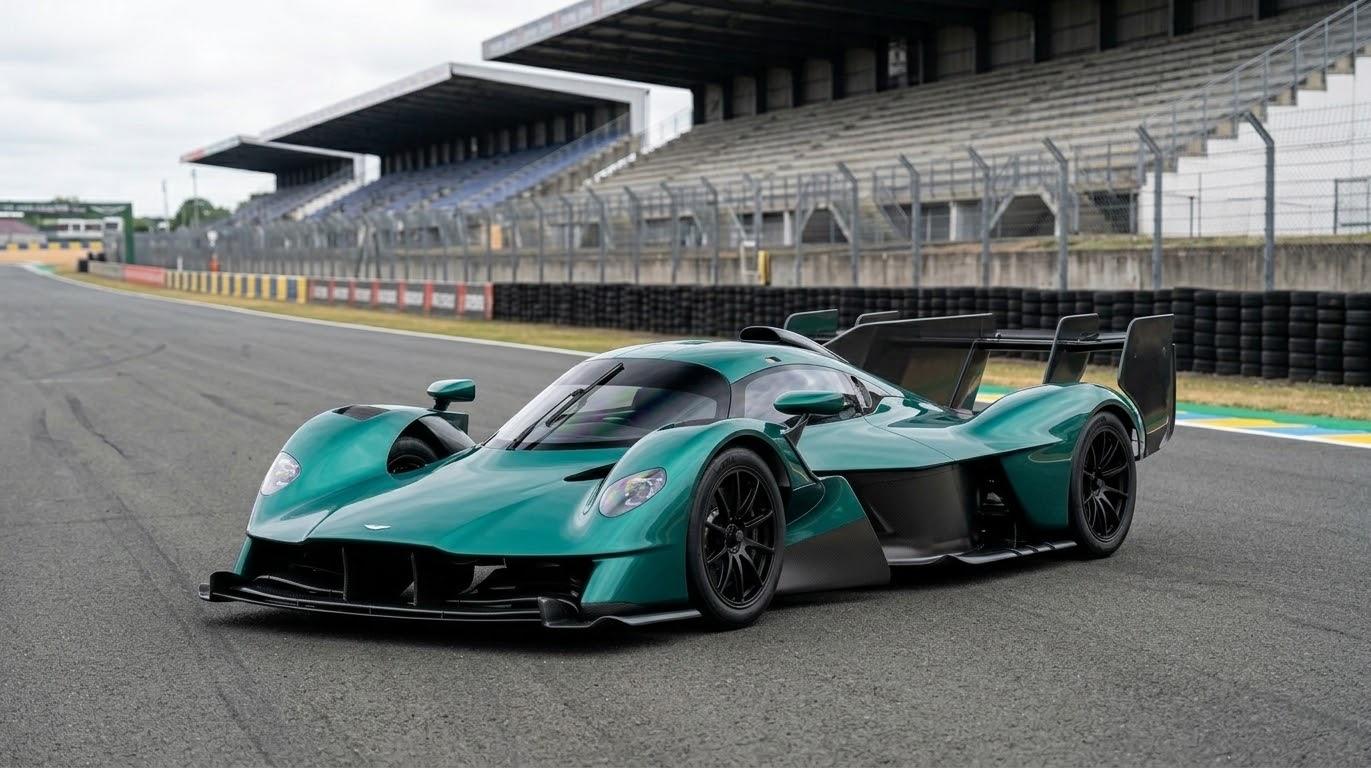 Aston Martin Valkyrie LM 1 of 10