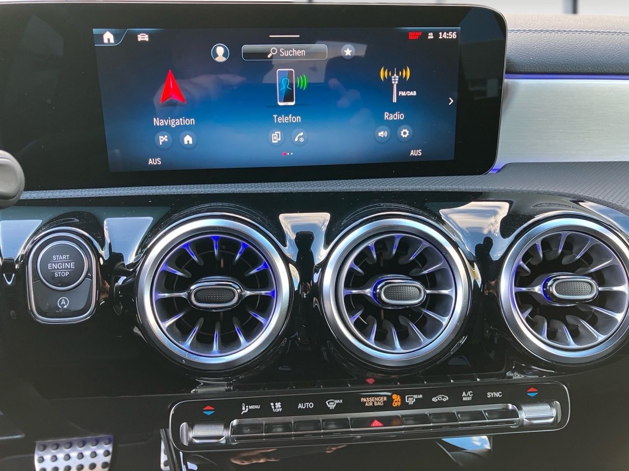 Fahrzeugabbildung Mercedes-Benz CLA 200 d Coupé AMG+AHK+NIGHT+DISTR+MULTIB+KEYL+