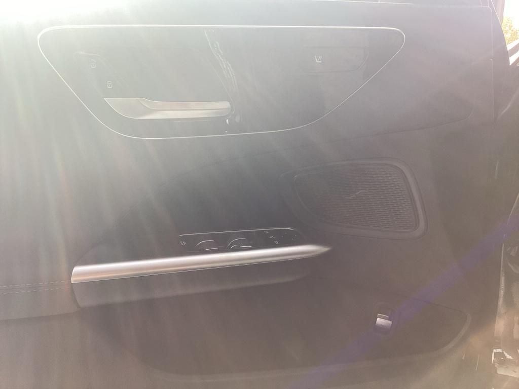 Fahrzeugabbildung Mercedes-Benz C 220 d T AHK*LED*KAM*Sitzhzg*NAVI*el. Heckklap*