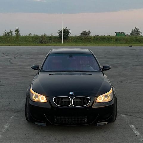 BMW M5 E60