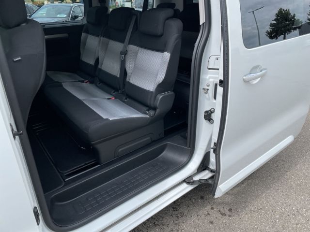 Fahrzeugabbildung Citroën Spacetourer 2.0 BlueHDi 180 FAP, M Feel 8-Sitzer