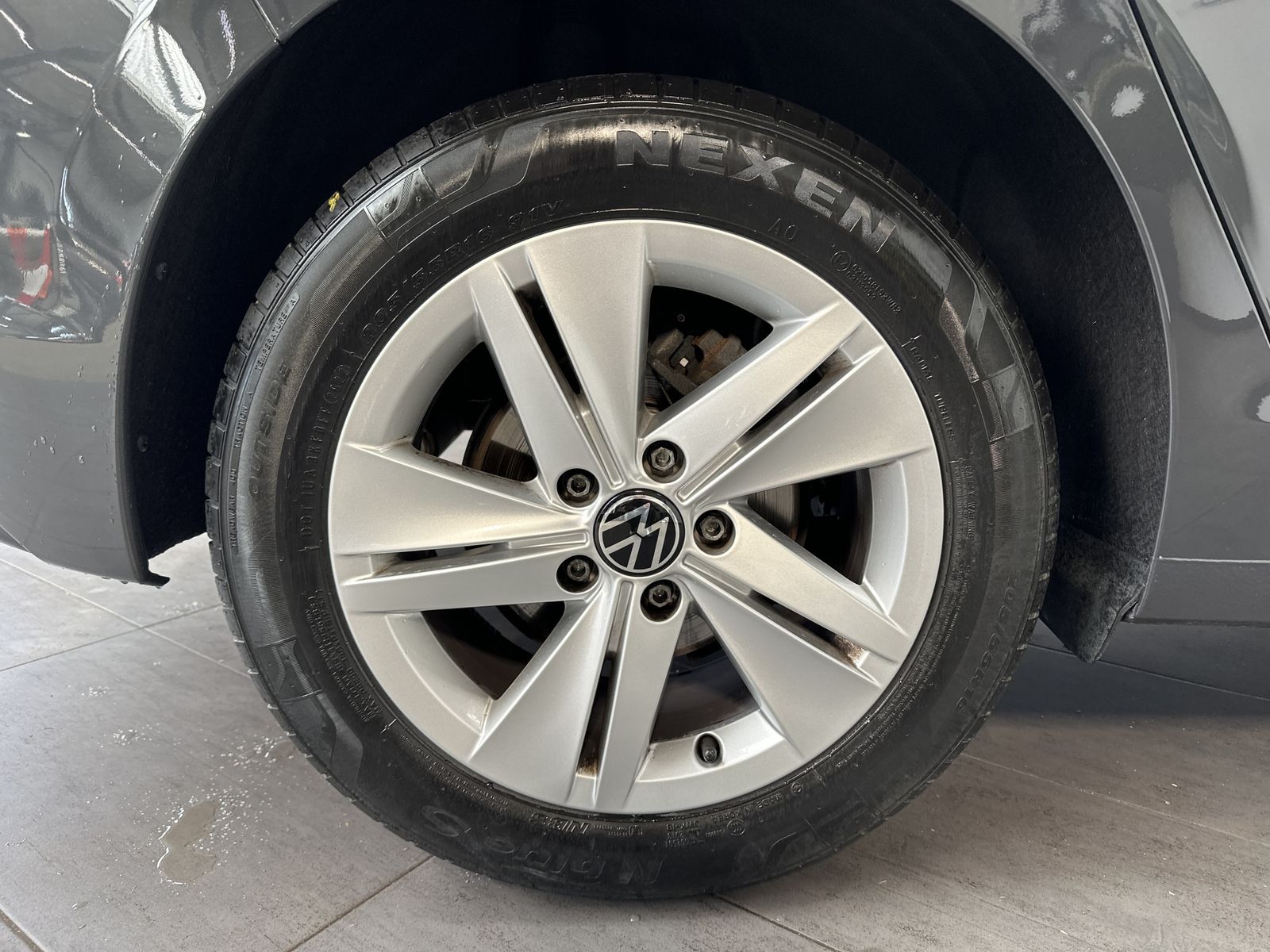 Fahrzeugabbildung Volkswagen Golf 1.5 TSI Life NAV+LED+ACC+CARPLAY+SPURH+EPH