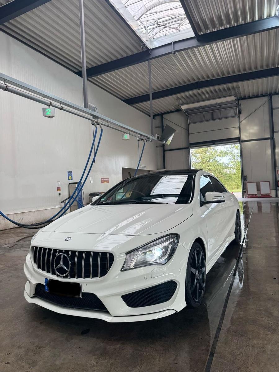 Mercedes-Benz CLA 220
