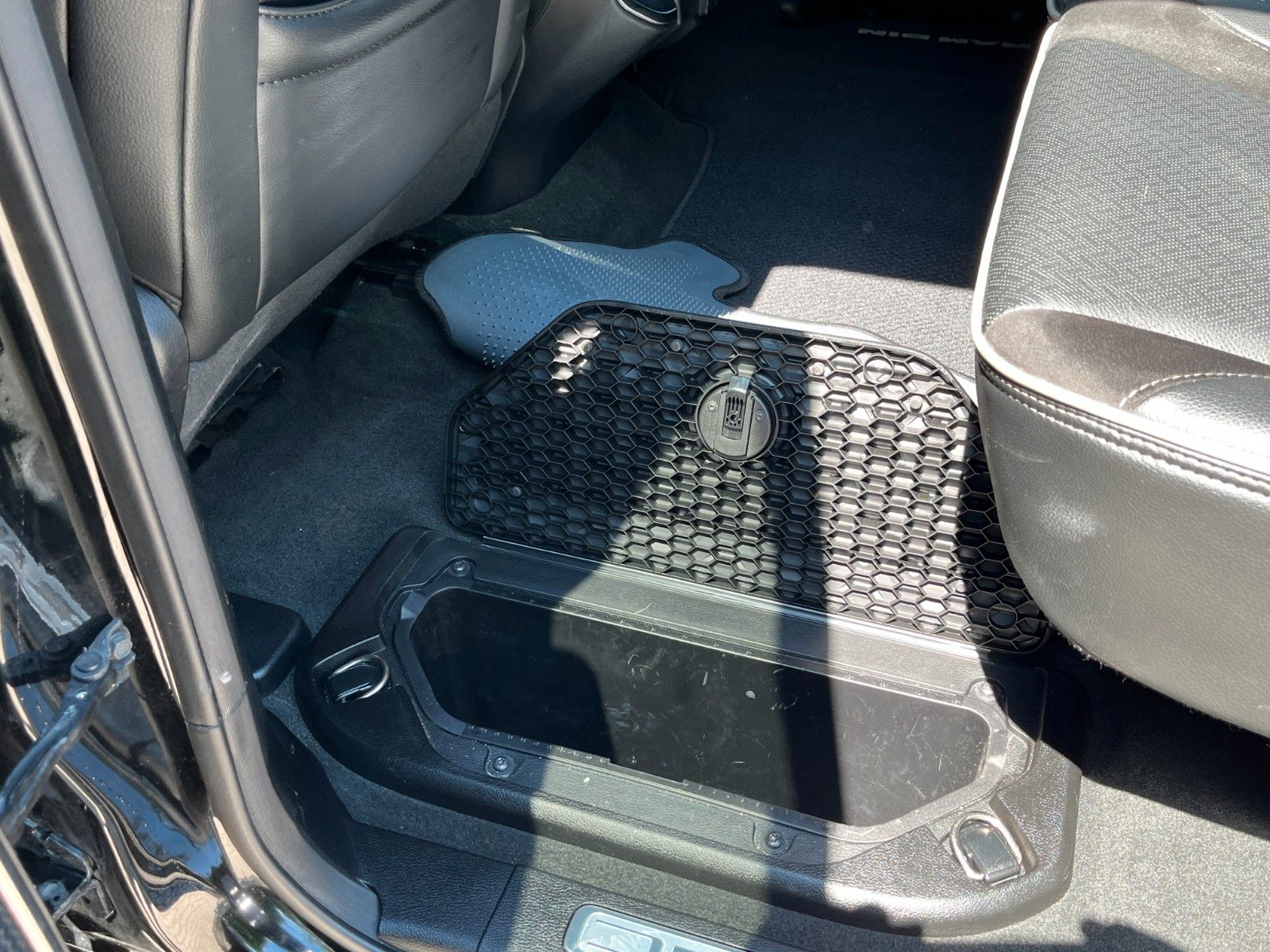 Fahrzeugabbildung Dodge RAM 1500 Laramie Sport *LPG*AHK*Navi*