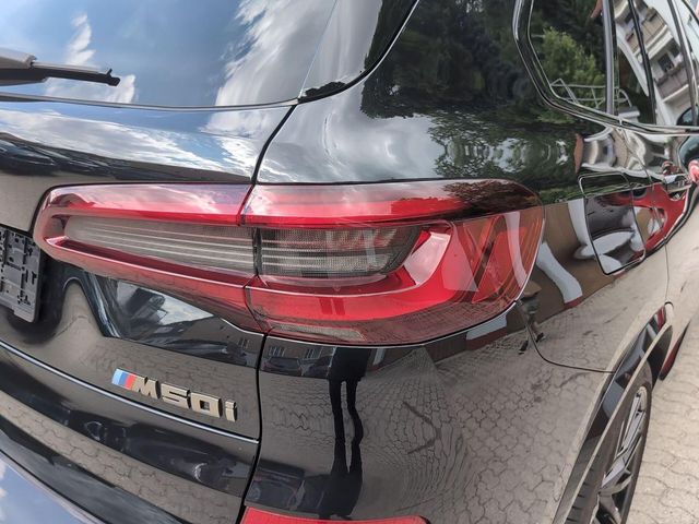BMW X5 M50i~Pano~HeadUp~HarmanKardon