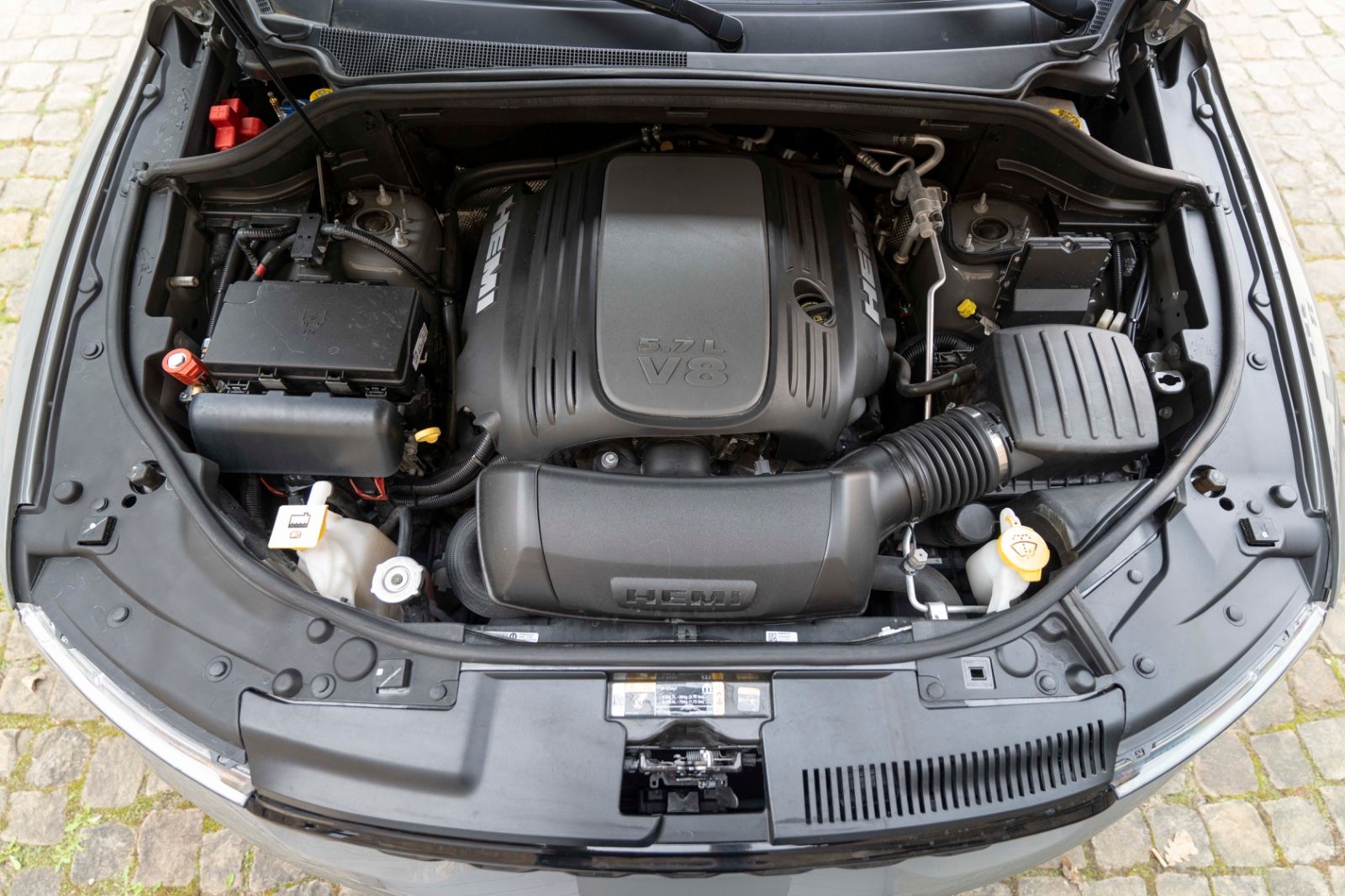 Fahrzeugabbildung Dodge Durango R/T 5,7L AWD SRT Paket LPG ACC LED KAM
