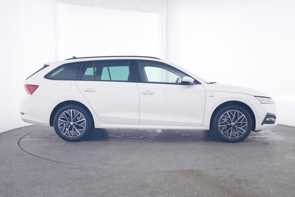 Skoda Octavia Combi Ambition 4x4 2.0 TDI DSG PDC*Tempo