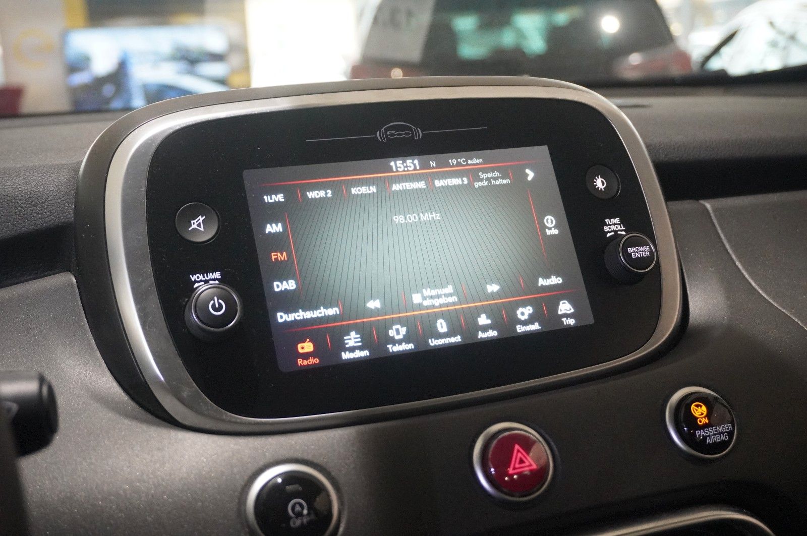 Fahrzeugabbildung Fiat 500X 1.3T CROSS DCT NAVI/LED/PDC/SPORT/TEMP/DAB+