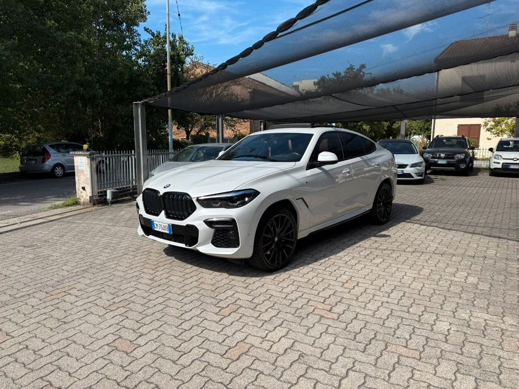 Image of BMW X6