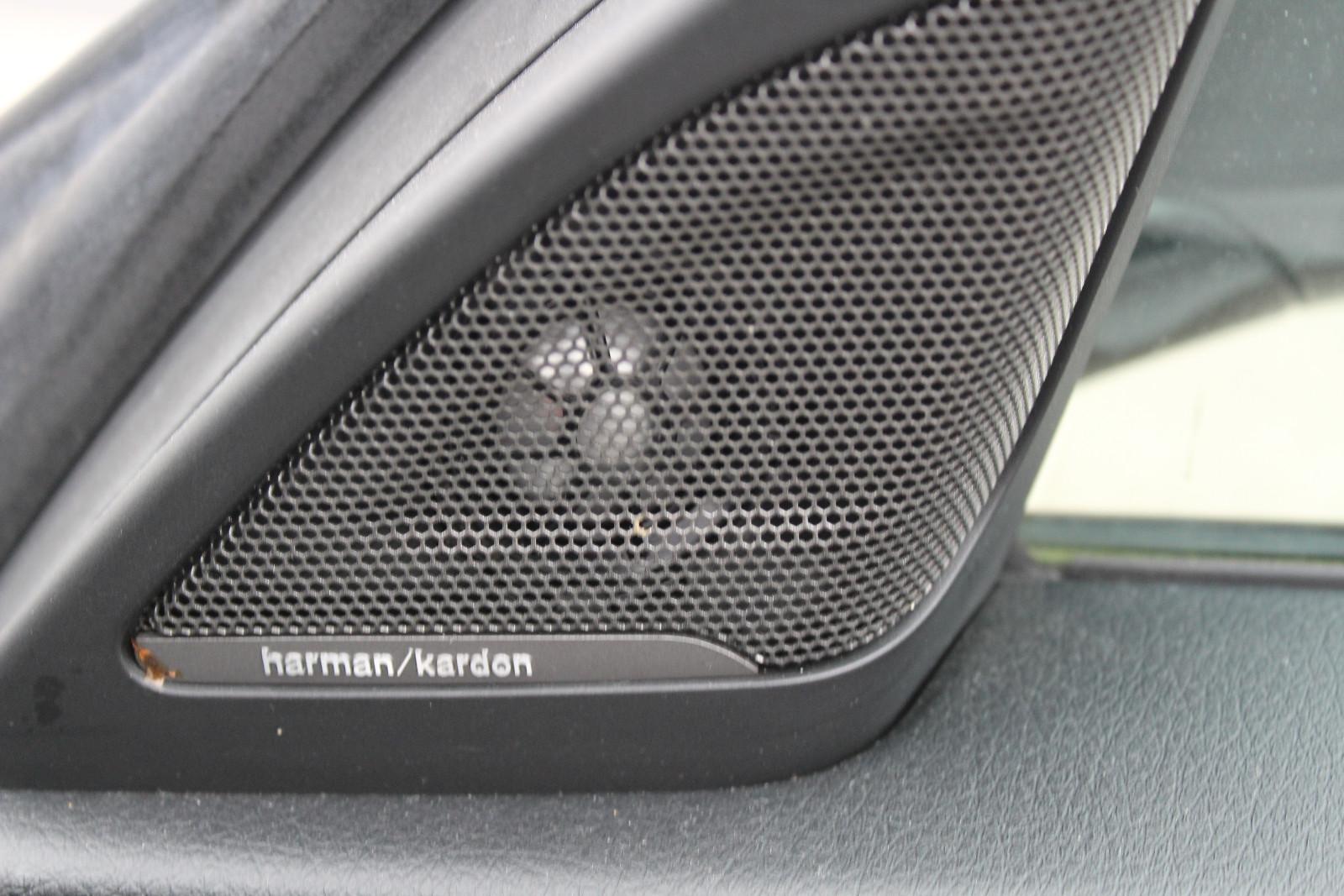 BMW 330d M-SPORTPAKET GT+PANO+KAMERA+HUD+LEDER+H&K
