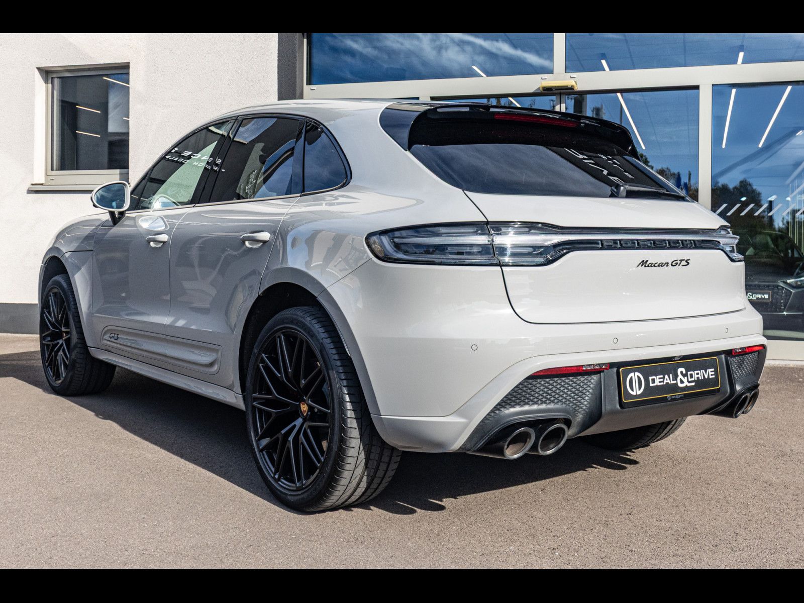 Porsche Macan III GTS PDK°APPROVED°KREIDE°PANO°ACC°BOSE imagem 3