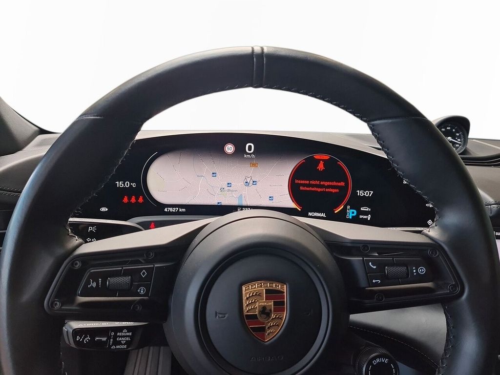 PORSCHE Taycan 2022