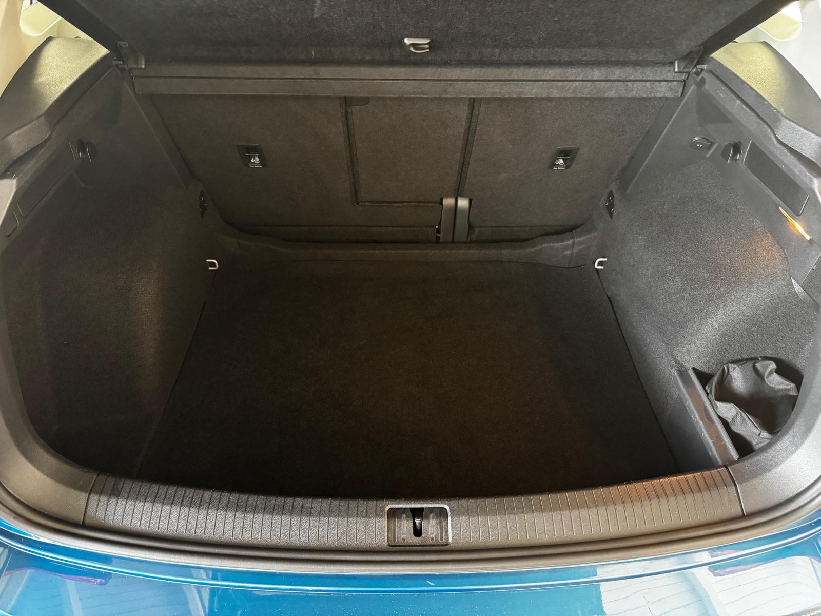 Volkswagen Tiguan 1.4 TSI Navi LED 3-Zonen-Klima RFK