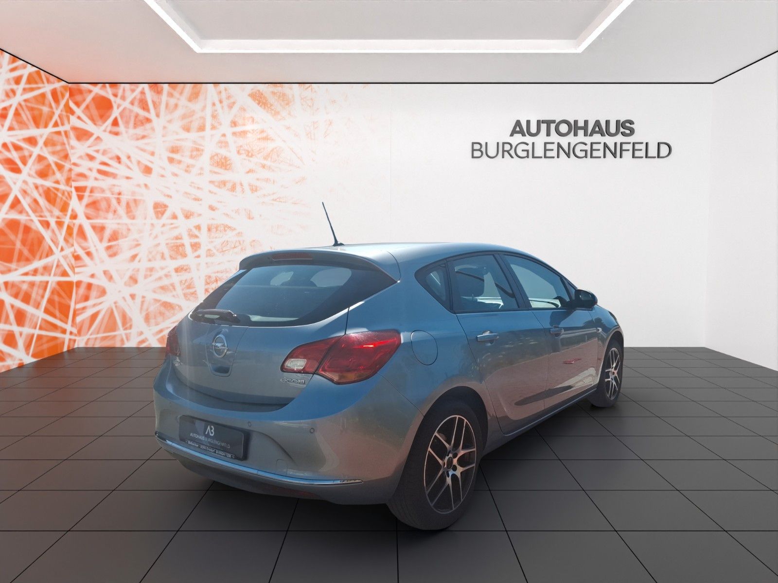 Fahrzeugabbildung Opel Astra J Lim. 5-trg. Energy! beh. LR ! NAVI ! PDC