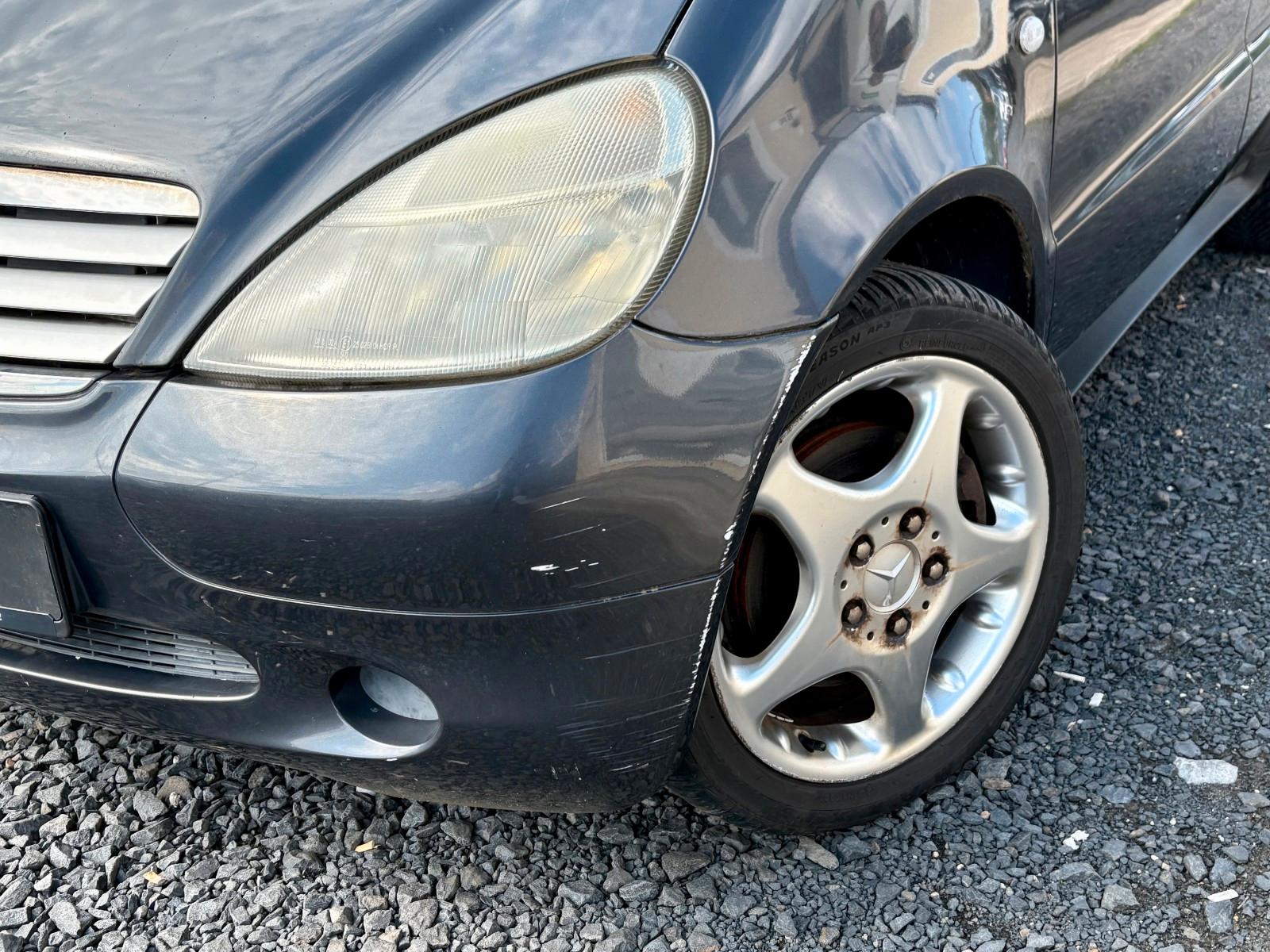 Mercedes-Benz A 190 AVANTGARDE Panorama Klima TÜV 09/2028 LMR
