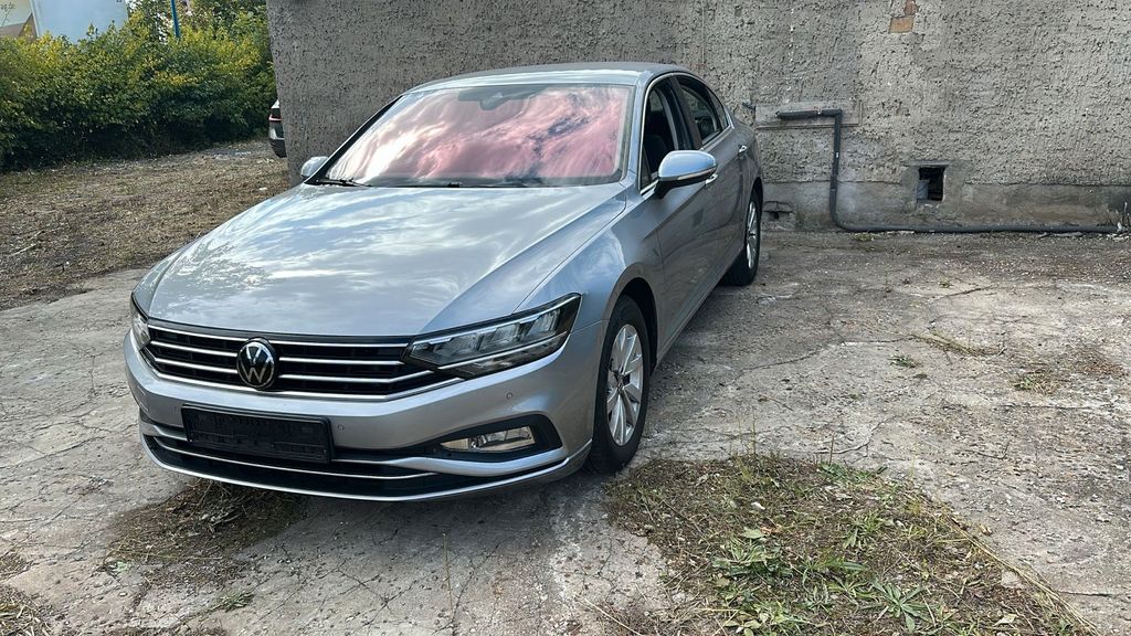 Image of Volkswagen Passat