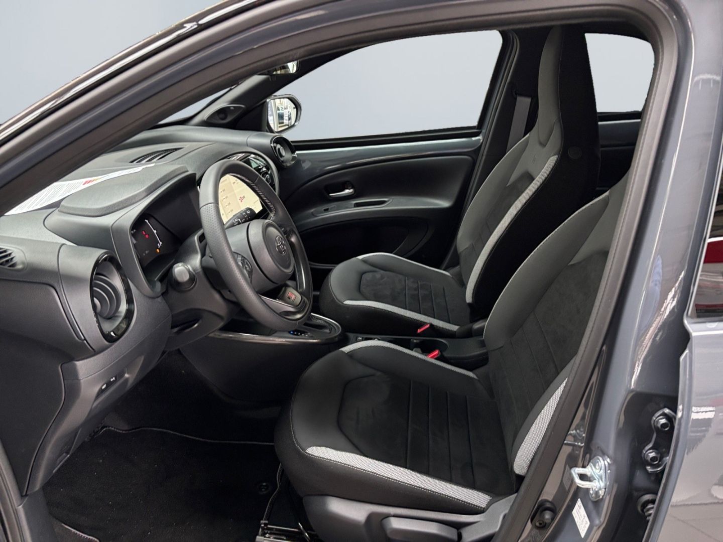 Toyota Aygo (X) - Bild 8