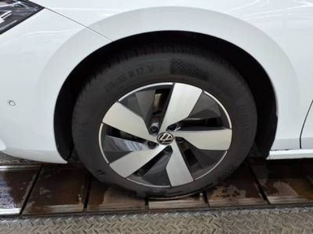 Volkswagen Passat Variant 1.5 eTSI DSG Business Navi AHK LE foto 5
