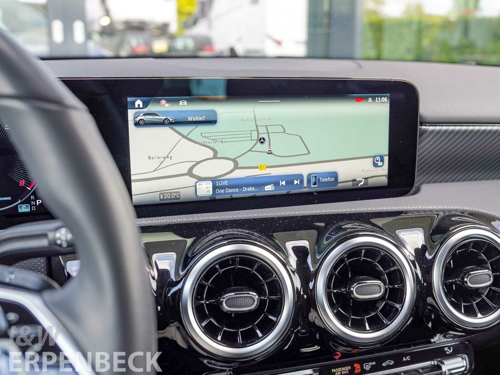Fahrzeugabbildung Mercedes-Benz A 200 Progressive AHK MBUX Kamera Totwinkel SHZ