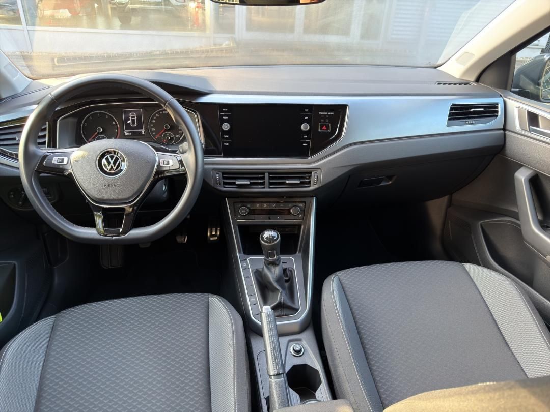 Fahrzeugabbildung Volkswagen Polo Life ACTIVE 1.0 TSI,SH,Climatronic,App-Conn