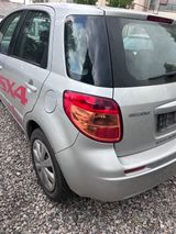 Suzuki SX4 1.9 DDiS 2WD Club Streetline Club - Suzuki SX4 aus 2006